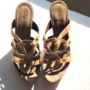 Jessica Bennett platform sandals wedge from brazil
